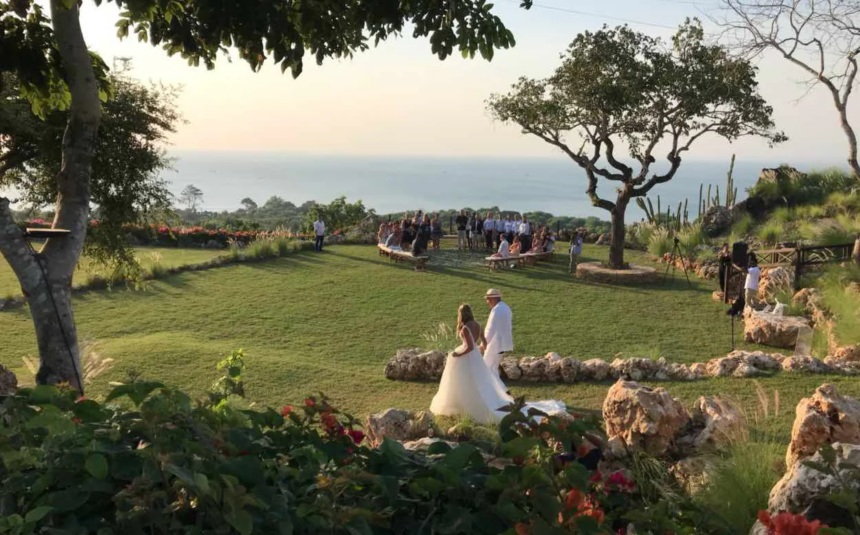 getting married in bali