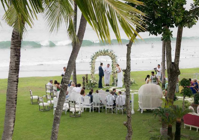 beach weddings in bali