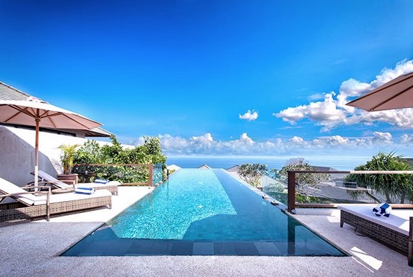 villa bale agung in uluwatu