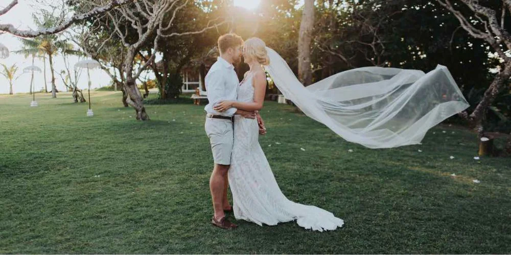 The Veil Embrace