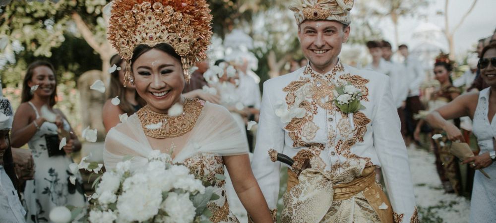Balinese Traditional Wedding Costumes