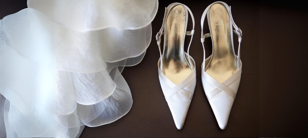 What Color Shoes to Wear with Wedding Dress