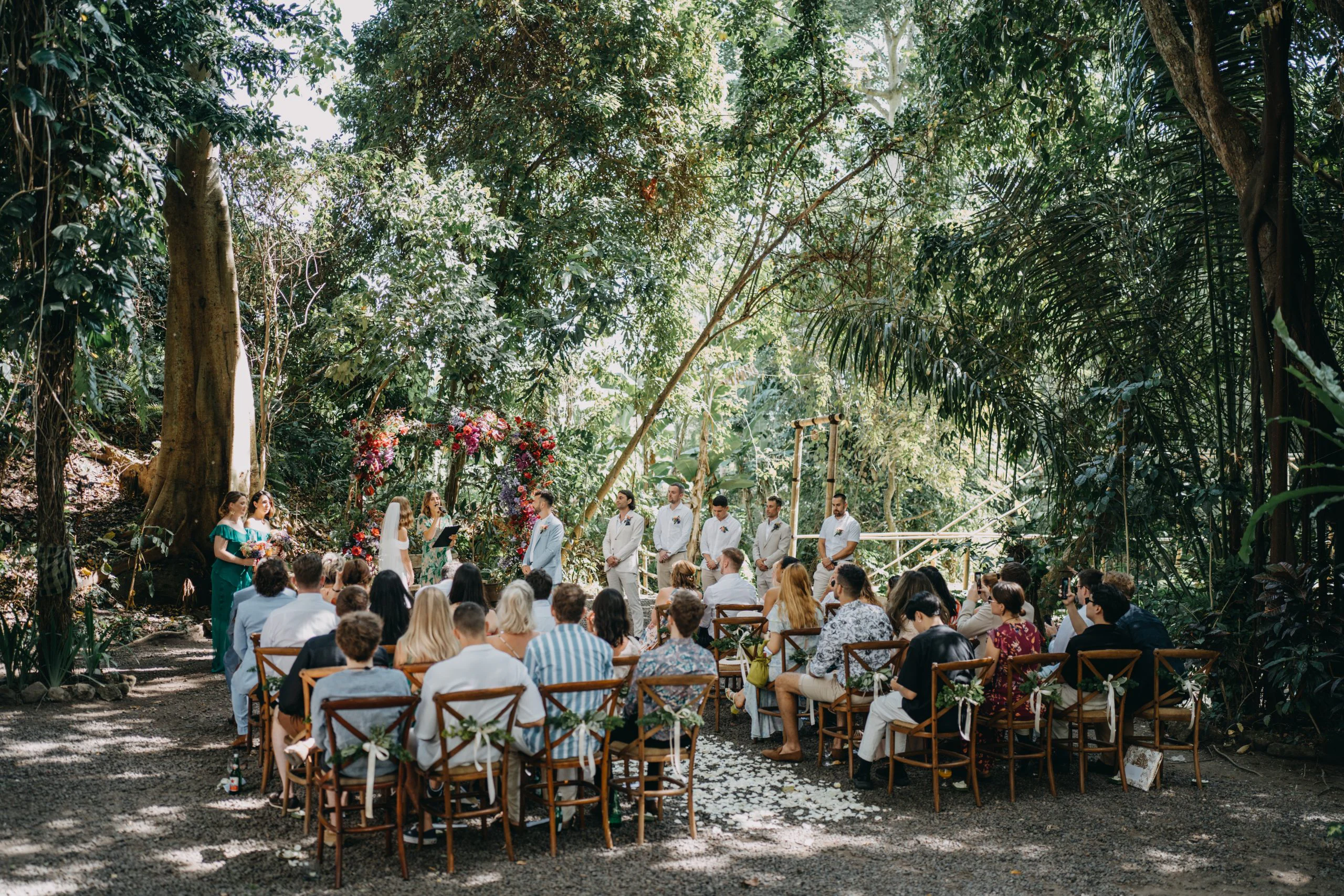 What sets out jungle wedding package set apart